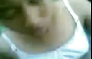 پورنو سکسی خواب دانیل پر انگشتان خود را به یک مرطوب