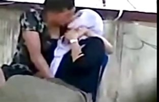 پورنو سکسی تست یک ماشین جنسی در یک برده سخت ثابت