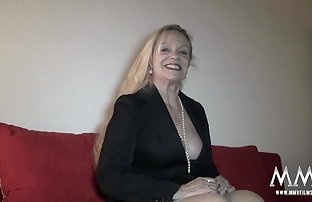پورنو سکسی رابطه جنسی داغ با سبزه بر روی نیمکت