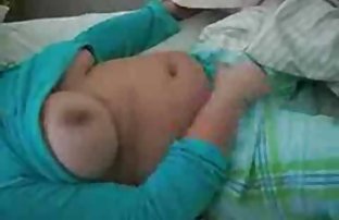 پورنو سکسی دوست دختر نفوذ به شخص دیگری اتاق خواب و خورد پسر خواب
