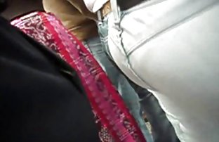 پورنو سکسی پرستار در جوراب ساق بلند ناله در عاشق دیک