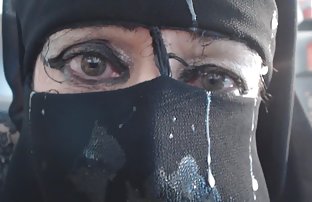 پورنو سکسی دختر کوچک خودش بکارت خود را با انگشت خود را محروم