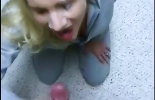 پورنو سکسی این مرد در زمان خاموش مانند یک ستاره لعنتی